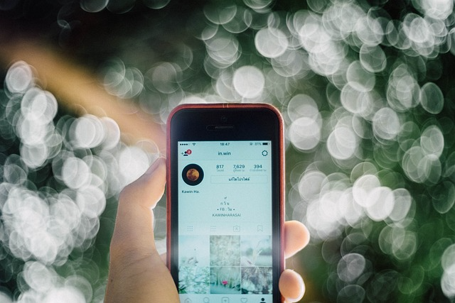 Instagram　アカウント　画面　