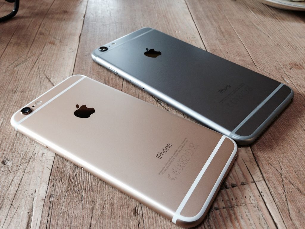 スマホ iPhone 2台