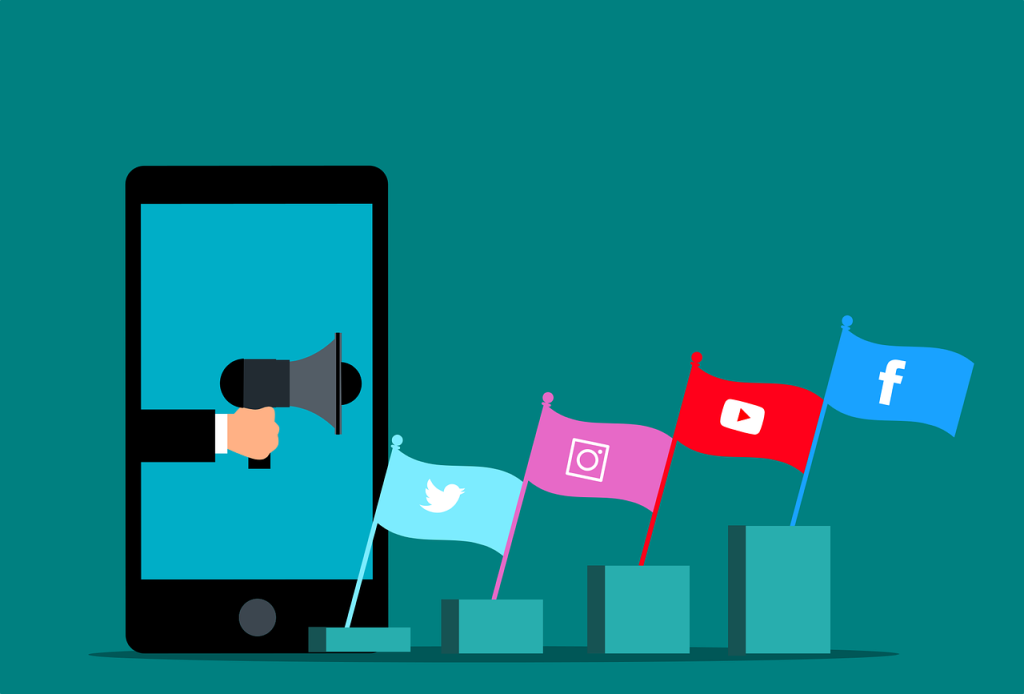 SNS インスタ YouTube Twitter スマホ